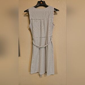 Monteau Sleeveless Striped Midi Dress - White & Black